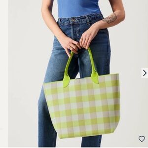 Rothy’s The Lightweight Tote in Citrus Gingham